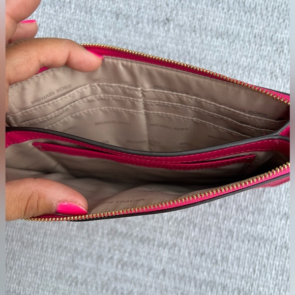 Pink wristlet Michael Kors - Picture 2 of 3